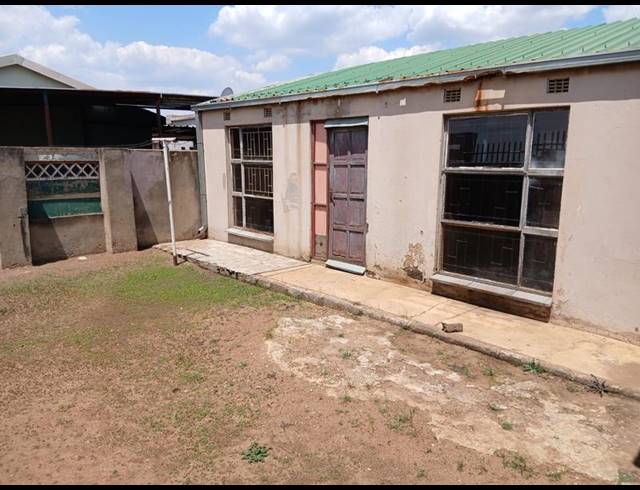 2 BEDROOM HOUSE FOR SALE IN PALM RIDGE